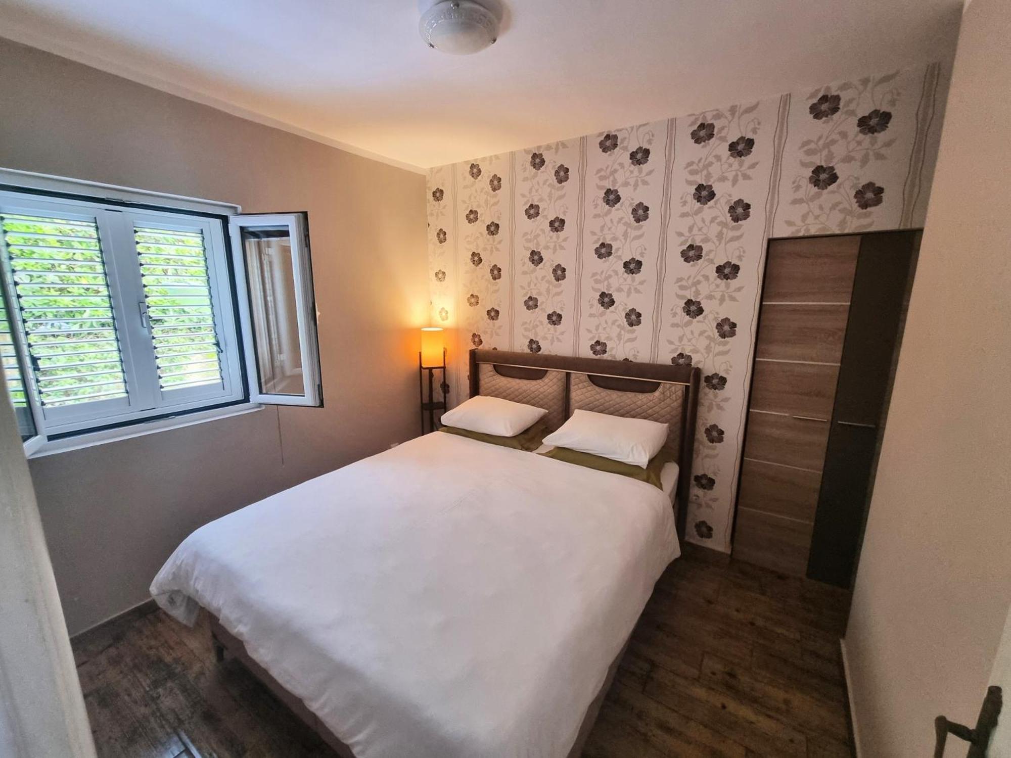 Apartments Krstos Place Котор Экстерьер фото
